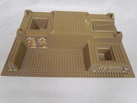 LEGO Pharaoh's Quest Scorpion Pyramid 7327 Tan Raised Baseplate & Instructions