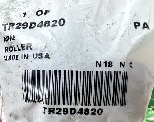 CNH New Holland Roller Part No. TR29D4820 - Picture 2 of 4