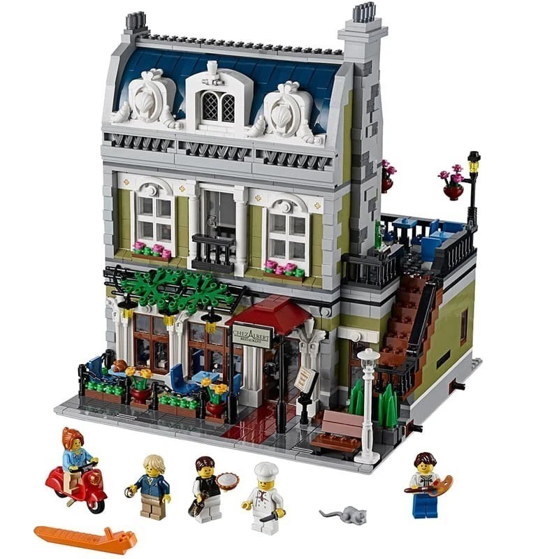 CREATOR Expert : Parisian Restaurant 10243 Complete Bricks - New Sealed (bagged)