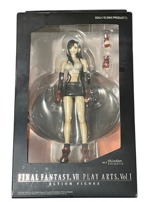 FINAL FANTASY VII Tifa Lockhart PLAY ARTS PVC figure