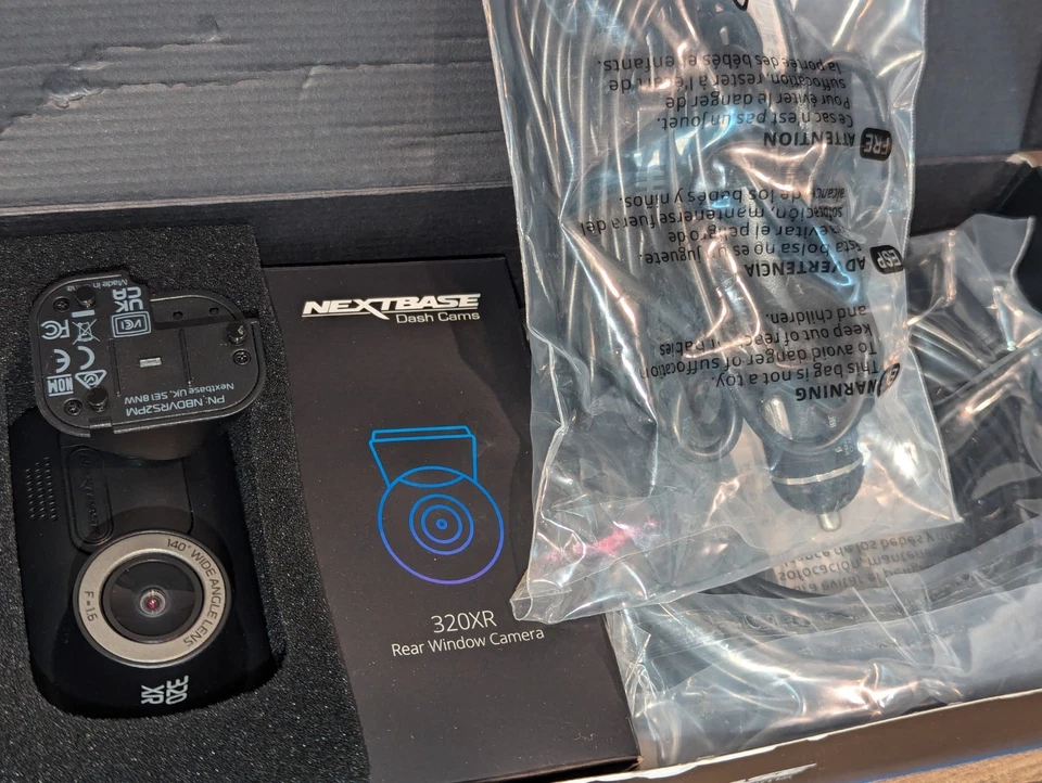 Nextbase 320RSD Dash Cam Bundle conjunto de cámara frontal + trasera con tarjeta de 32 GB caja abierta - Foto 3 de 4