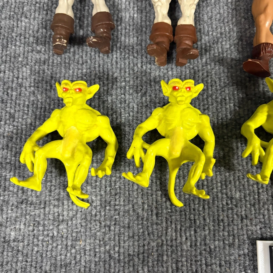 Vintage Blackstar John Blackstar And Trobbit Action Figure Lot 1983  Galoob - Image 4 of 4