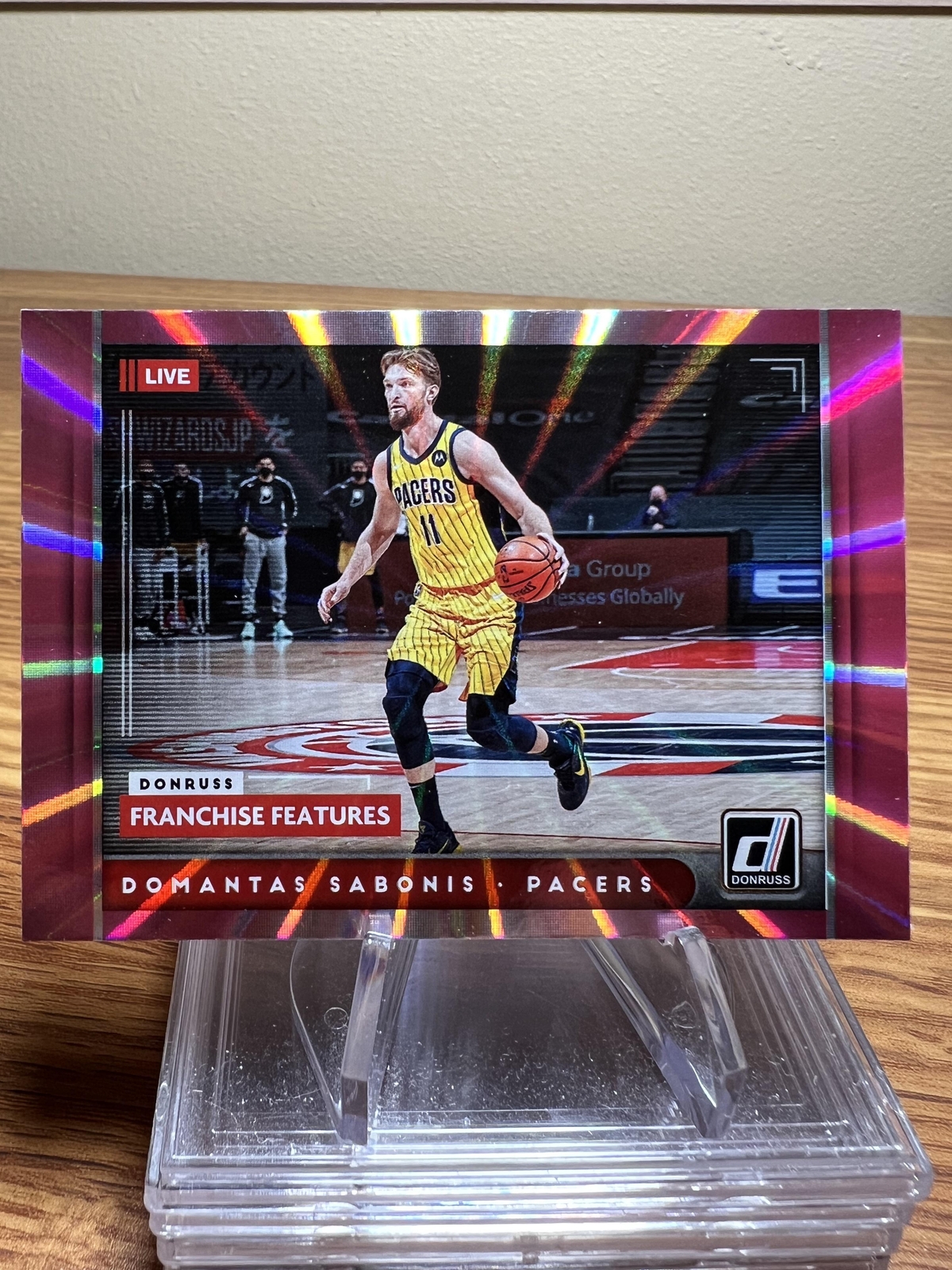 2021-22 Donruss #26 Domantas Sabonis Franchise Features Holo Pink Laser