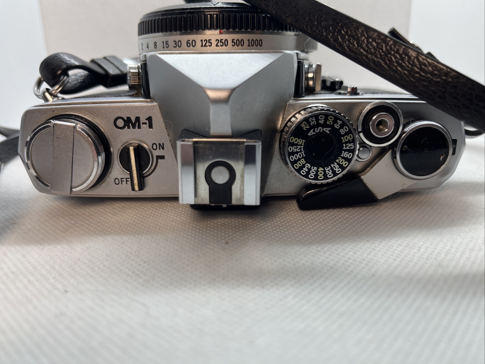 Olympus OM1 35mm SLR Film Camera Black 886610535480 eBay