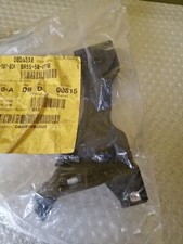 BR5S500T1B Genuine Mazda RETAINER BUMPER BR5S-50-0T1B