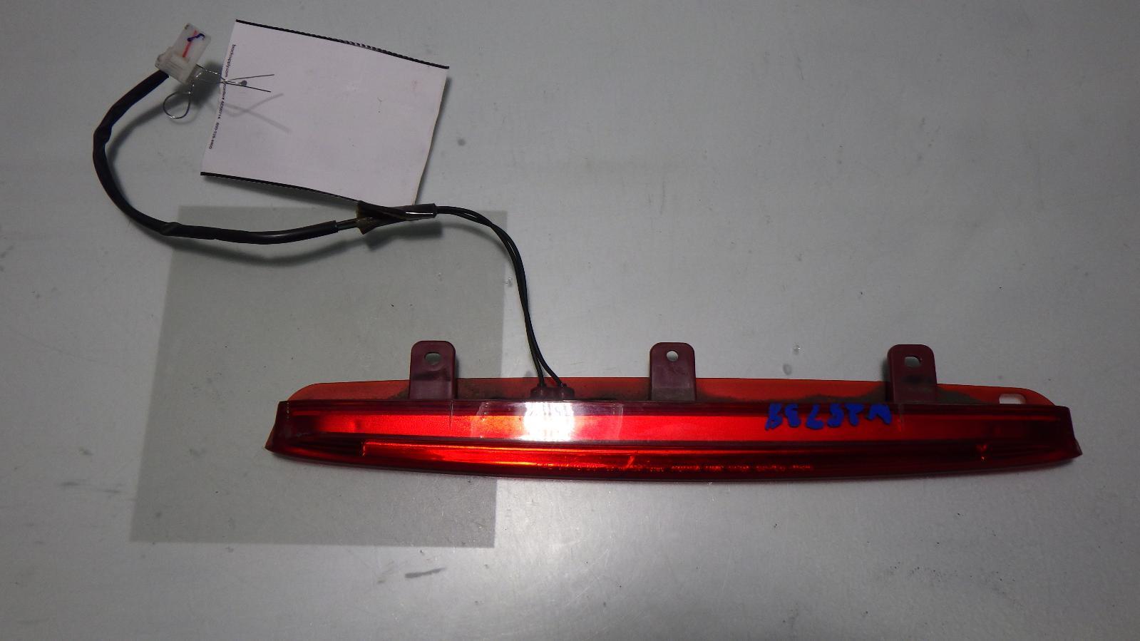 12 HYUNDAI ACCENT 3rd Brake Light eBay