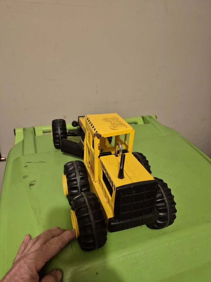 Niveladora de carretera Tonka Toys vintage de metal amarillo Foto 4 de 4