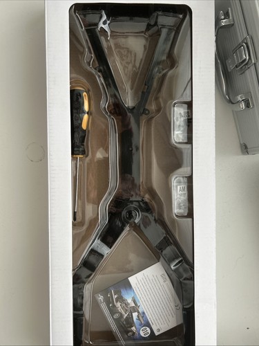 1:8 SCALE EAGLEMOSS BACK TO THE FUTURE BUILD YOUR OWN DELOREAN ISSUE