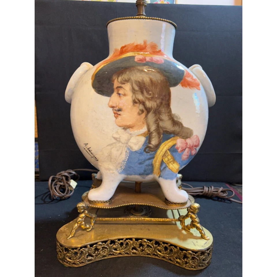 "Par de lámparas antiguas de porcelana JARRÓN ALMOHADA 31"" T de A. Lebarque" Foto 2 de 4