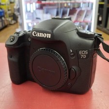 CANON EOS7D DS126251 Digital SLR Camera