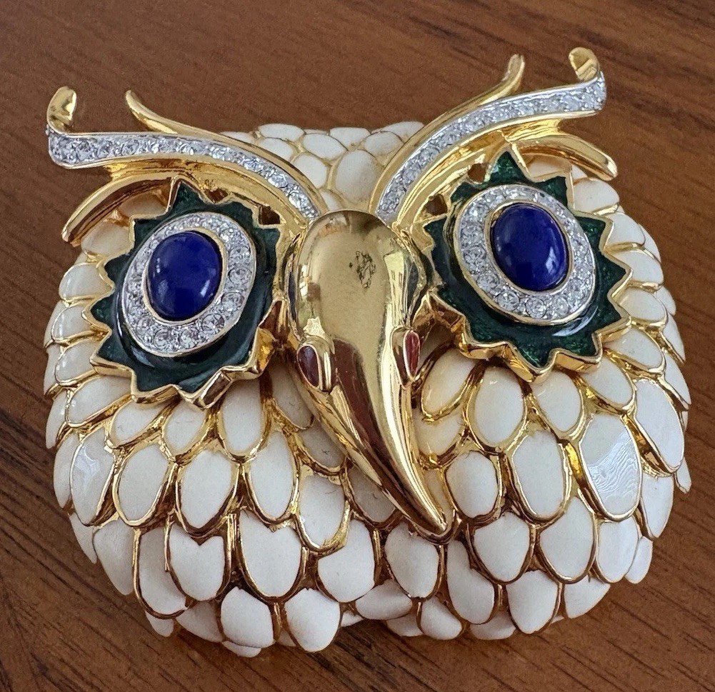 Vintage Kenneth Jay Lane White Enamel Owl Brooch … - image 2
