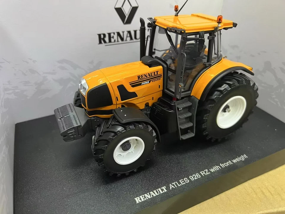 UH 1/32 Scale Renault ATLES 926 RZ Tractor Diecast Model Toy Gift UH6827 - Image 3 of 4