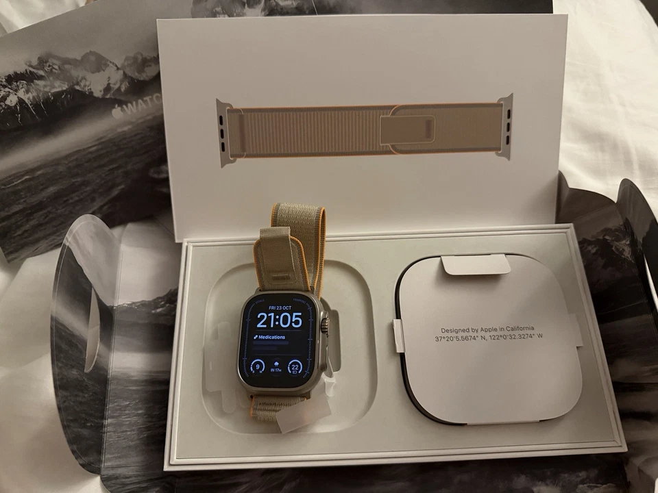 Apple Watch Ultra 4, photo 2 of 2