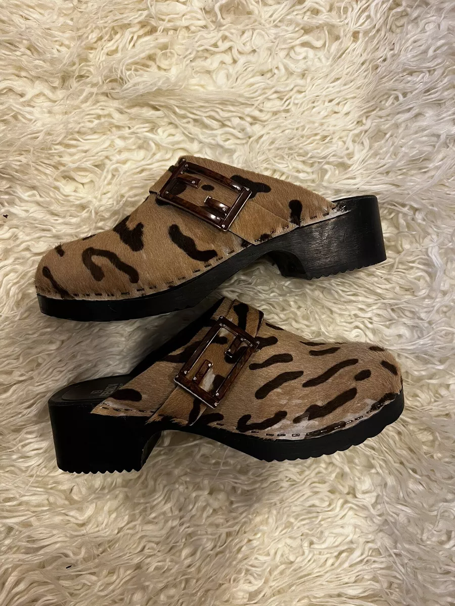 Fendi clogs clearance