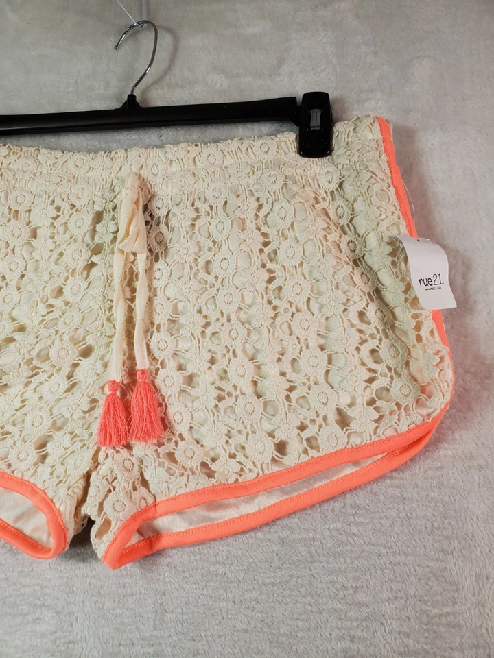 rue21 短裤女式 XL Ecru 钩针编织 100% 棉衬里松紧腰抽绳 — 第 4/4 张图片