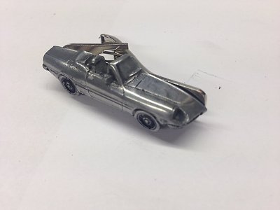 Alfa Romeo ''Kham Tail Spider'' ref3 pewter effect car emblem on a Tie Clip 4cm