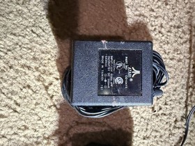 vtg Atari 2600 Video Game Console w/ Box SEE PICS untested