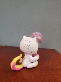 Fingerlings Interactive Baby Unicorn Reacts to Touch Sounds & Rea- 5In..103