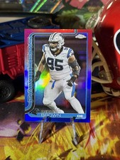 2025 Topps Chrome - Derrick Brown #47 Red White & Blue Refractor
