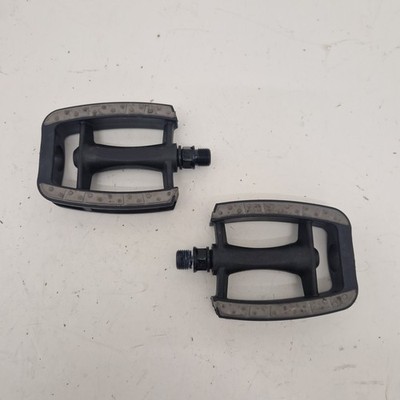 Markenlose Flat/Plattform MTB oder Rennrad Pedale - Composite/Gummi