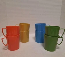 Vintage Stackable Plastic Camping Cups Set of 8 Retro Colors Handled Unbranded