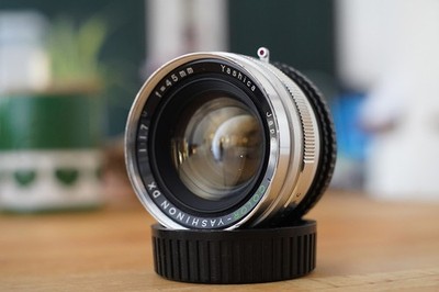 Yashica Color-Yashinon DX, 1:1,7/45mm für M39 | Vintage lens