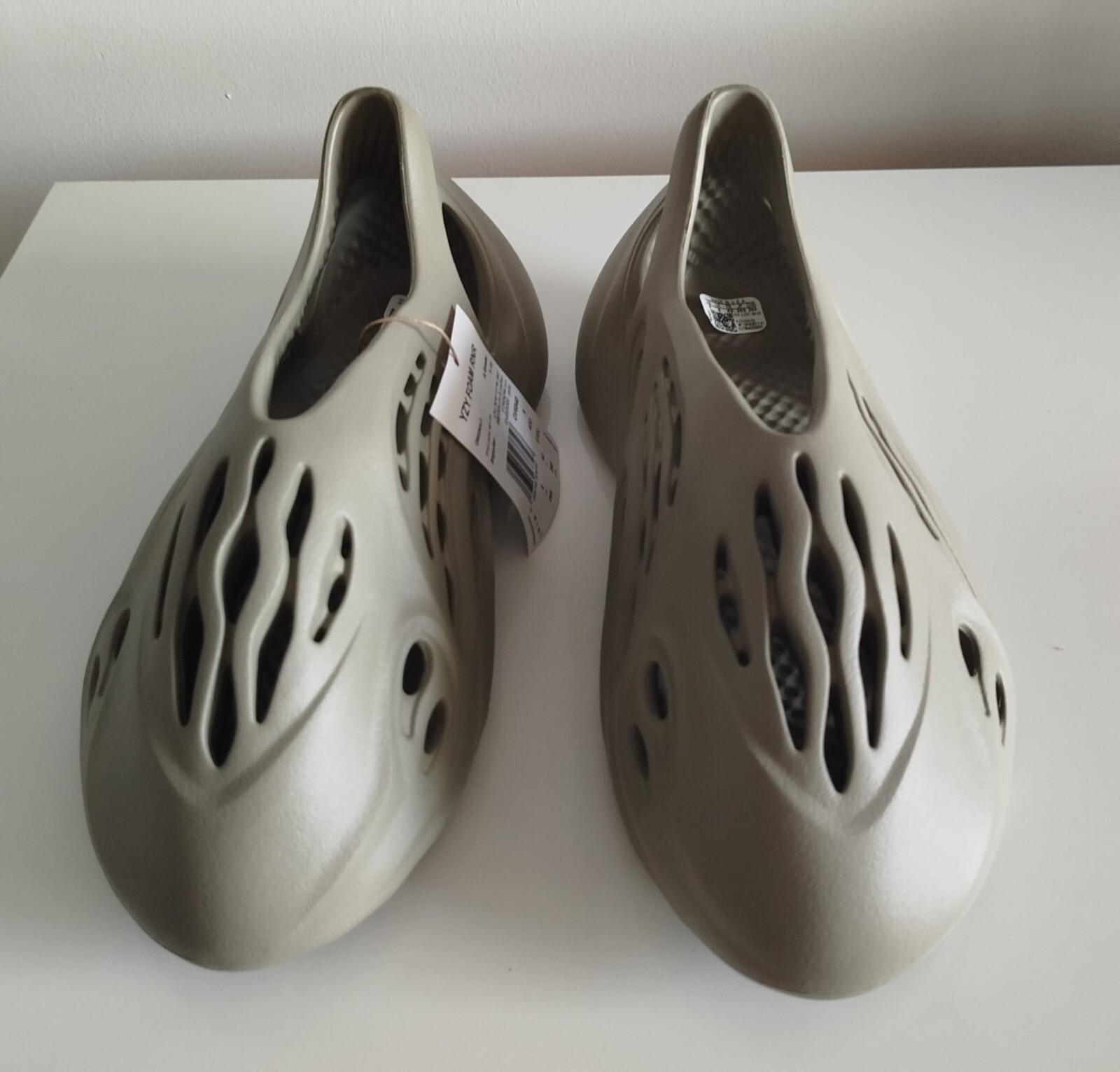 adidas Yeezy Foam RNR Stone Salt GV6840 Mens Size us 8 uk 8 eu 42 Brand New