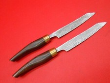 Coltello da tavola acciaio damascato fatto a mano personalizzato manico legno di rosa 2pz S438