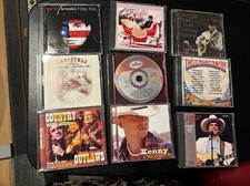  Lot of 9 CD REBA GARTH OUTLAWS CHRISTMAS CHESNEY STRAIT  CASH JENNINGS CAMPBELL