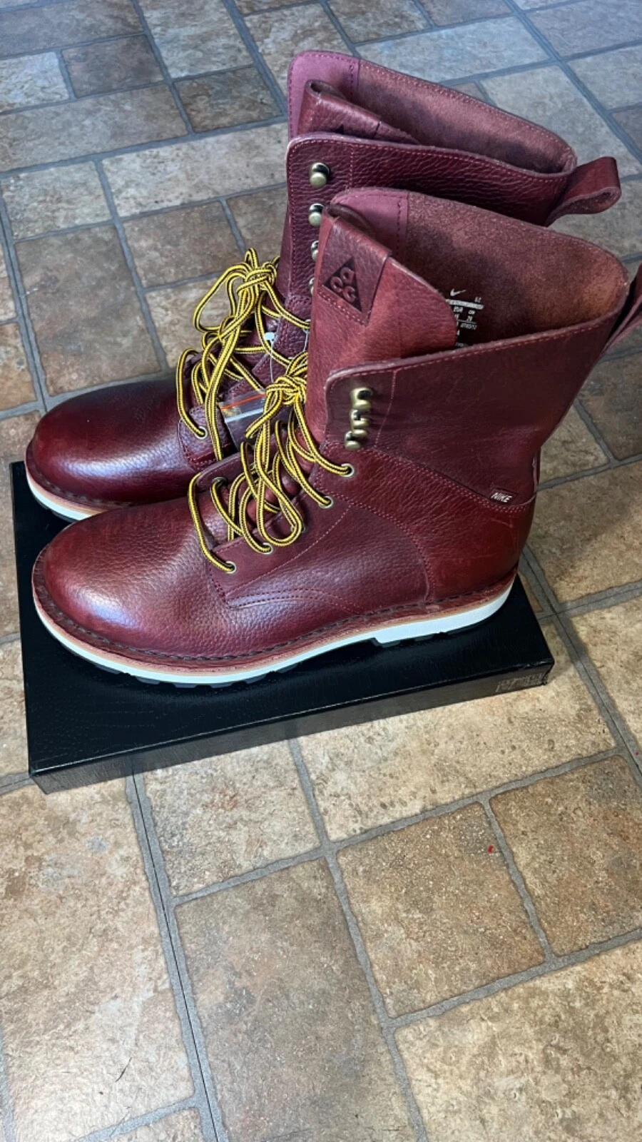 BOTTES NIKE HOMME 