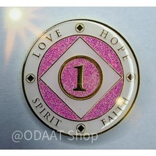 1 Year Narcotics Anonymous Medallion White & Pink Gold Plated NA Sobriety Coin