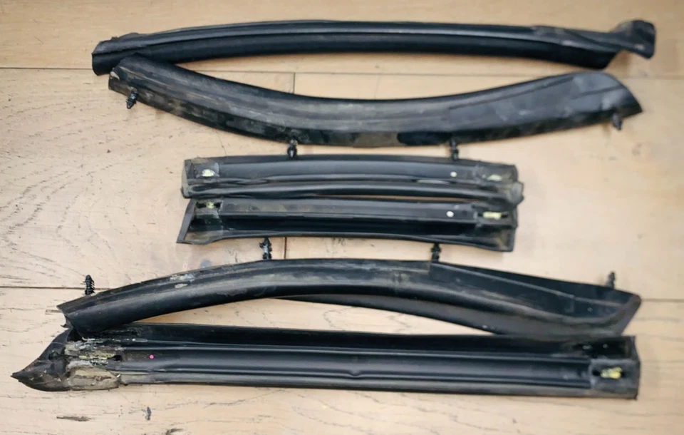 Juego de 6 piezas de sello de goma superior convertible Mitsubishi Eclipse Spyder 1996-1999 OEM Foto 2 de 2