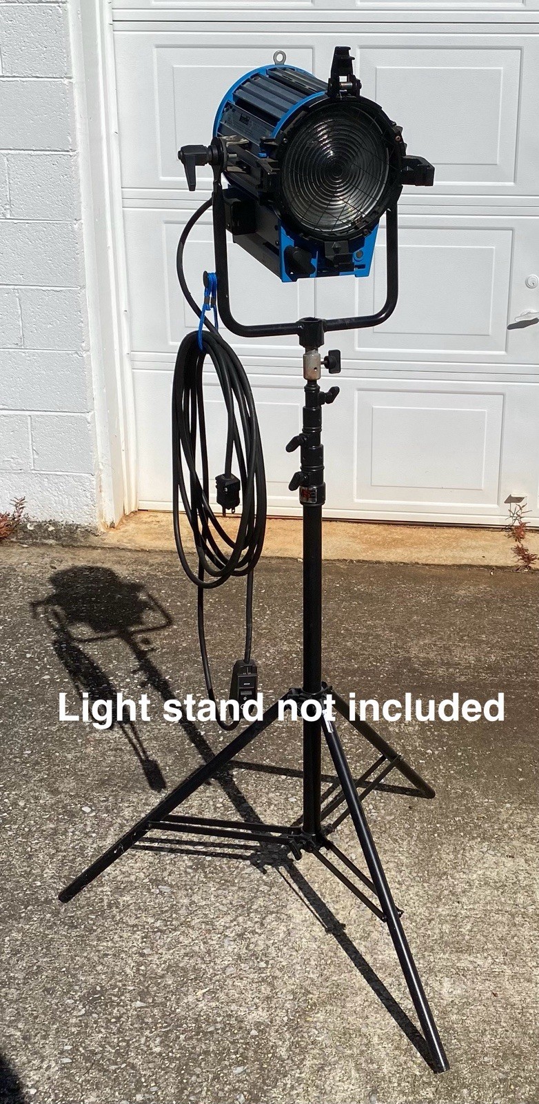 ARRI 1000W 1K Tungsten Fresnel Movie Light w/Barndoor, 4 Scrims ~ L1.80500.A #2