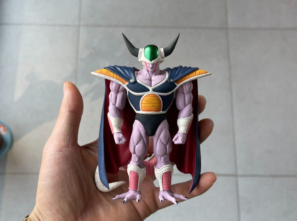 Estatua de anime personalizada GK King resina fría hg de unos 13 cm
