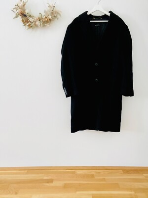 Schwarzer, langer Mantel mit Kragen und Taschen von Roy Robson in L