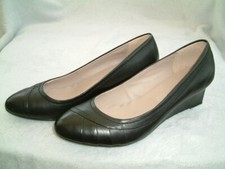 M&S UK5/EU38 Ladies Footglove Black Leather 2" Inch Heeled Shoes. Exc Condition