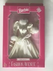 Vintage 1997 Barbie Fashion Avenue Bridal Outfit #17621 Mattel Brand New in Box