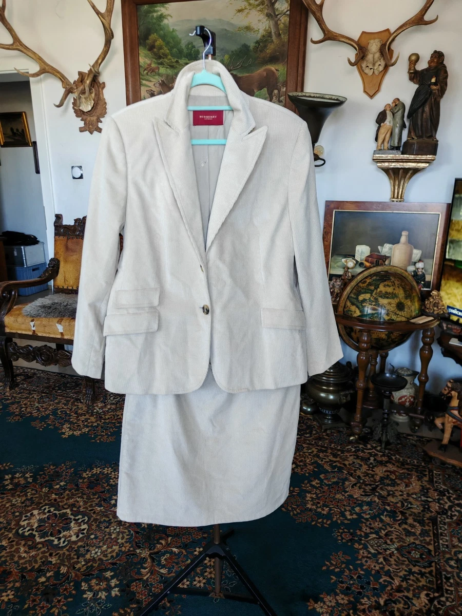 Disfraz de mujer Burberry talla 46/44 falda y blazer con cordón, Nova-Check