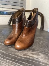Guess Sz 8M Dark Brown Leather Bootie With Zipper