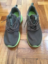 nike roshe run tarp green