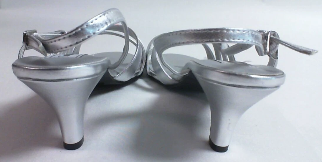 Silver evening shoes kitten heel 2025