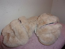 BRAND NEW LADY'S GILLIGAN  O'MALLEY TAUPE FAUX FUR SLIP-ON HOUSE SLIPPERS