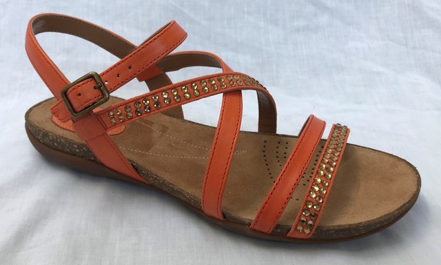 clarks autumn peace sandals