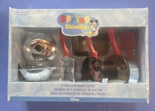 Disney Mickey Mouse Spring Cleaning 7 Piece Cookware Playset Ages 3 Up.