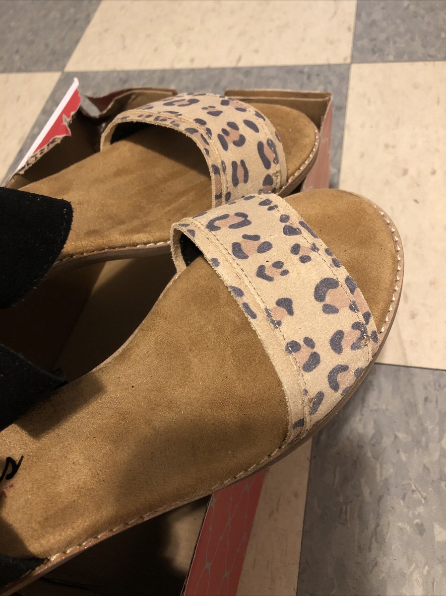 leopard skechers sandals