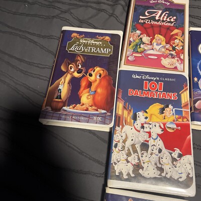 Walt Disney Classics in VHS extremely rare 15 different movies
