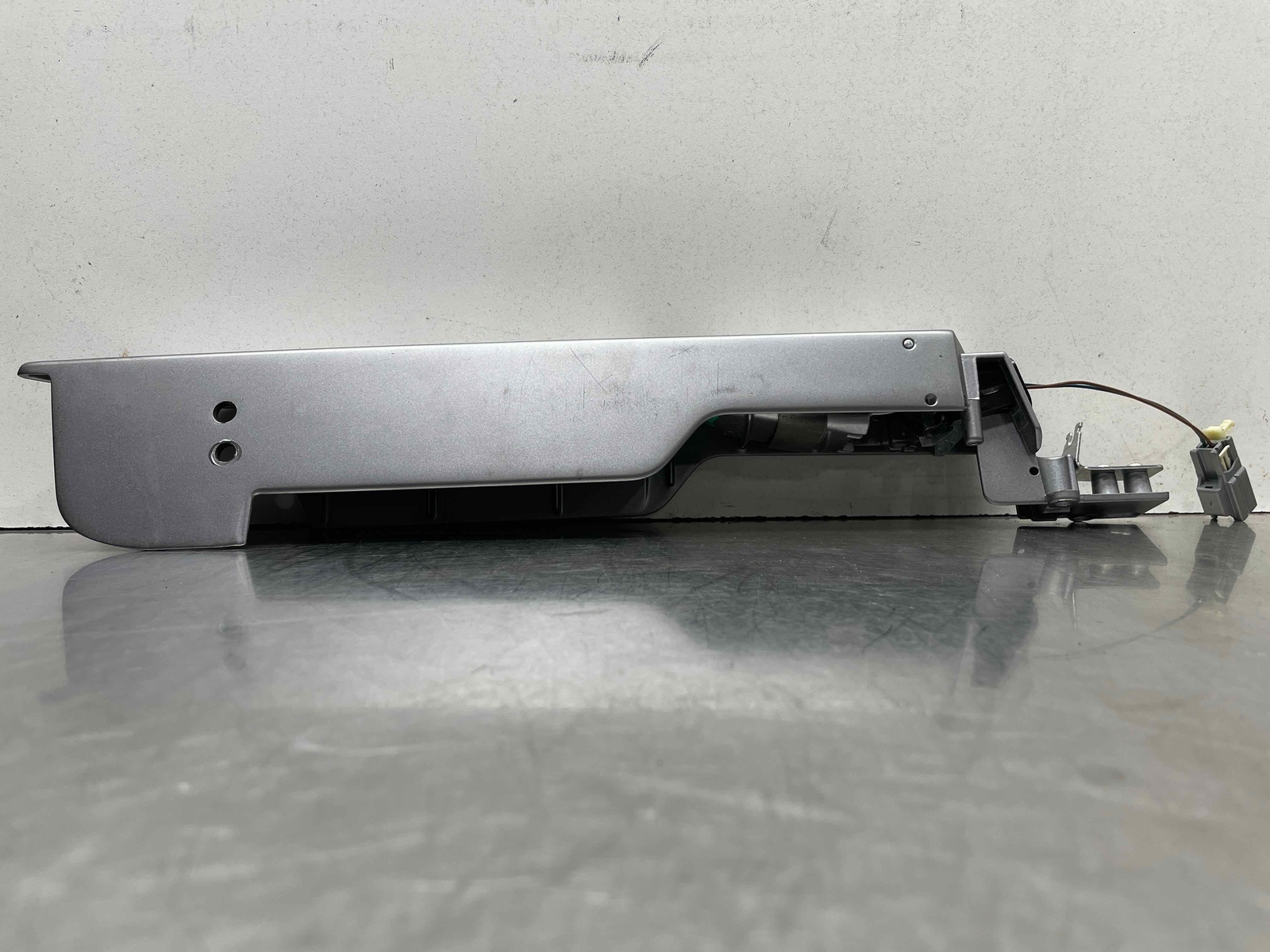 2010 Aston Martin Rapide OEM Front Right Hand Interior Door Handle AD43-24104-AC