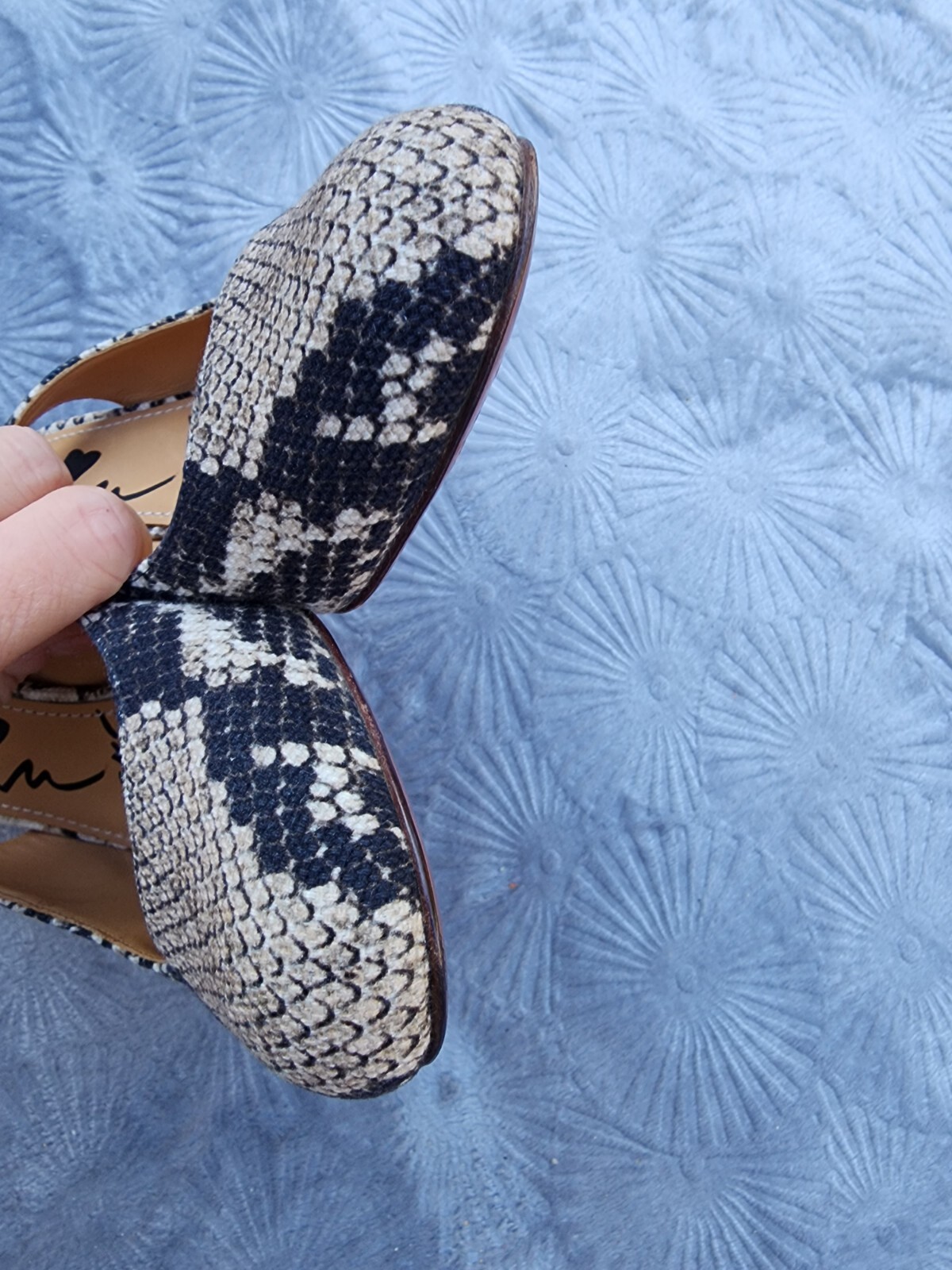 Lanvin Snake skin Python Slingback Stiletto Heels… - image 3