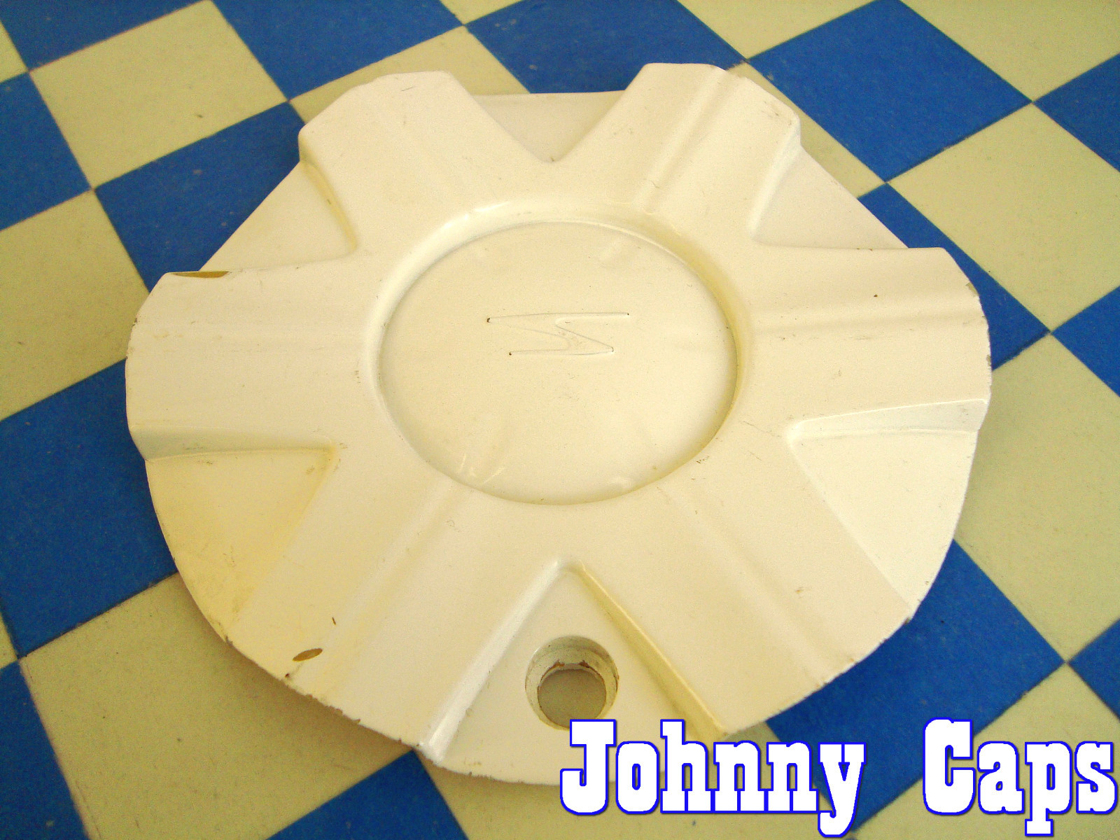 Sacchi Wheels White Center Caps #615770F-1 Custom Aftermarket Rim Cap (1)