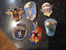 Lot d'insignes parachutiste et OPEX....